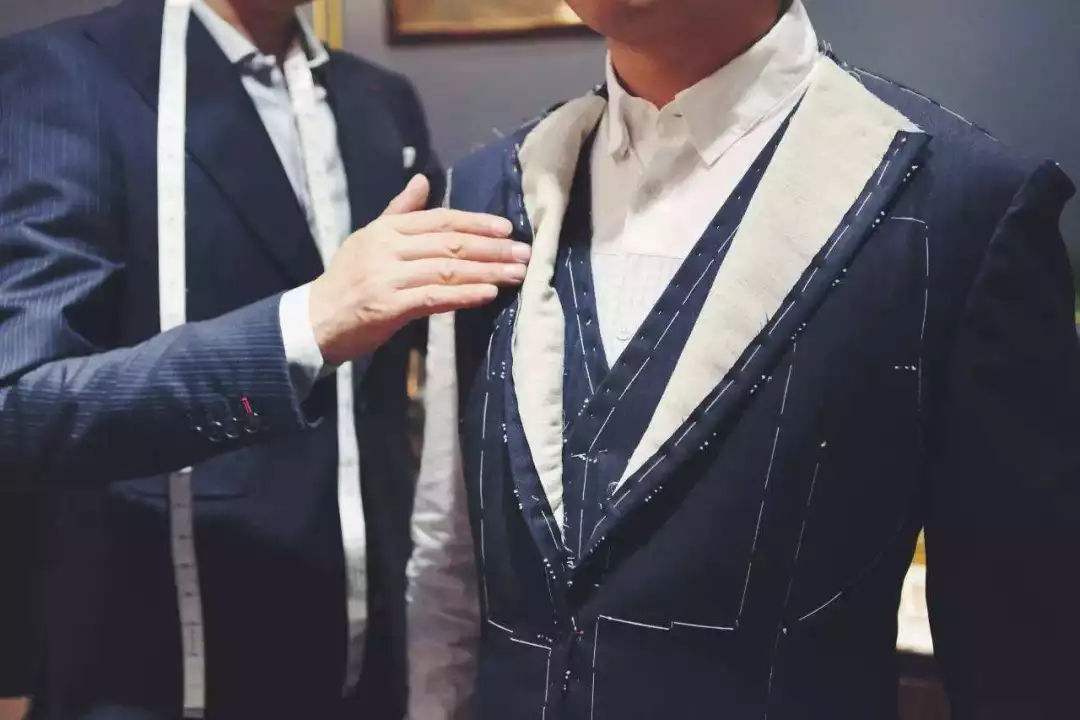 梅州西服分哪幾種？西服分幾類